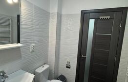 Apartament 2 camere, parcare, zona Teilor