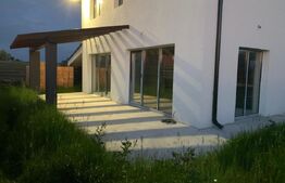 Casa de vanzare, 125 mp, teren 350 mp, zona Dezmir 