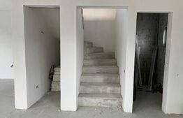 Casa de vanzare, 125 mp, teren 350 mp, zona Dezmir 