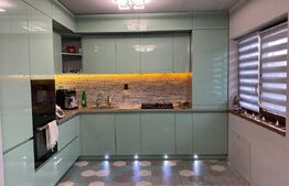 Duplex de vanzare, 102 mp, teren 207 mp, zona Dezmir