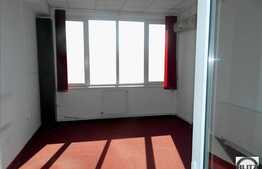 Spatiu  birouri de inchiriat, 165 mp utili, acces din strada, zona Piata Engels