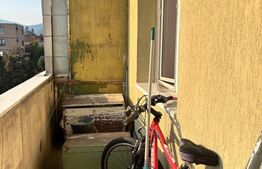 Apartament 3 camere, etaj intermediar, Oltet, Tractorul