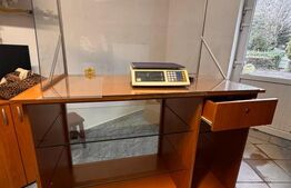 Garsoniera -Spatiu comercial de inchiriat, 22 mp, zona Tractorul 