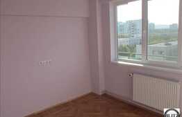 2 camere semidecomandat, 47 mp, balcon 10 mp, zona Iulius Mall. Recent renovat!