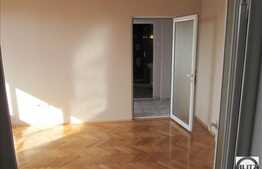 2 camere semidecomandat, 47 mp, balcon 10 mp, zona Iulius Mall. Recent renovat!