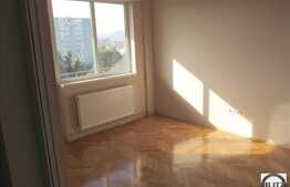 2 camere semidecomandat, 47 mp, balcon 10 mp, zona Iulius Mall. Recent renovat!
