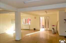 Cladire de birouri 390 mp,  zona Grand Hotel Italia