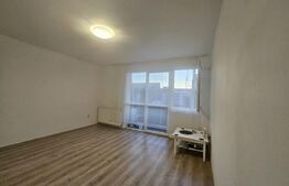Apartament cu 2 camere decomandat, 48 mp utili, etaj 3 , parcare, zona Florilor