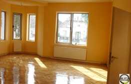 Spatiu de birouri  136 mp, cu 5 locuri de parcare, in zona centrala