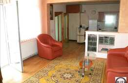 De inchiriat spatiu de birouri, Piata Cipariu, 100 mp,  loc de parcare si garaj