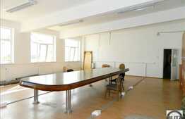 Spatiu de birou de inchiriat 100 mp utili cu 5 locuri de parcare!