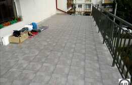 Apartament 93 mp utili, 4 camere decomandate, zona Dunarii. 130 mp terasa!