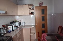 Apartament 3 camere, 63 mp. etaj intermediar, Zorilor