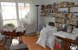 Apartament 3 camere, semidecomandat, 58 mp utili, boxa la subsol, zona Big