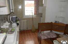 Apartament 3 camere, semidecomandat, 58 mp utili, boxa la subsol, zona Big