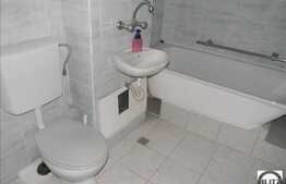 Apartament 3 camere, semidecomandat, 58 mp utili, boxa la subsol, zona Big