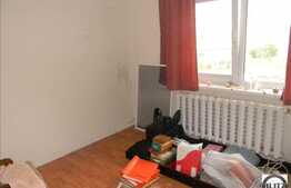 Apartament 3 camere, semidecomandat, 58 mp utili, boxa la subsol, zona Big