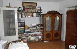 Apartament 3 camere, semidecomandat, 58 mp utili, boxa la subsol, zona Big