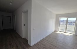 Apartament cu 3 camere, '70 mp, parcare, zona Porii