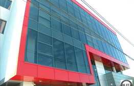 Office Clasa B. Cladire Moderna Din Gheorgheni. Suprafete Generoase !