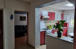 Apartament cu 3 camere, 74 mp, zona Blocuri - Campia Turzii
