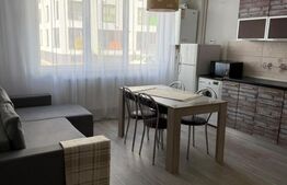 Apartament 3 camere, 52 mp, zona Vivo 