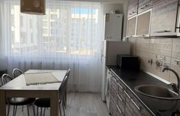 Apartament 3 camere, 52 mp, zona Vivo 