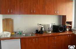 140 mp in cladire de birouri cu acces extrem de facil.