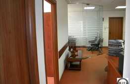 140 mp in cladire de birouri cu acces extrem de facil.
