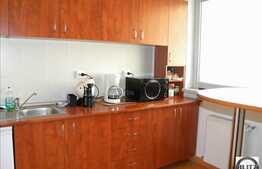 140 mp in cladire de birouri cu acces extrem de facil.