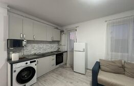 Apartament 3 camere, 57 mp, zona Vivo