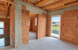 Casa de vanzare P+M, 111.47 mp, zona Hălchiu - Brașov