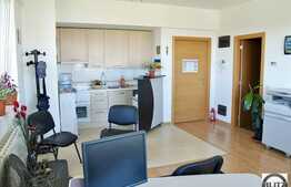 De inchiriat spatiu pentru birou 43 mp + terasa 17 mp