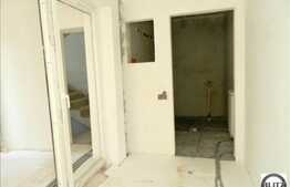 Spatiu de birou. Proprietarul plateste finisajele!