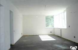 Spatiu de birou. Proprietarul plateste finisajele!