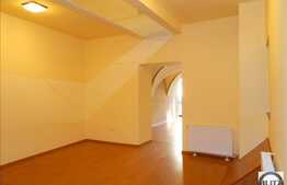 Spatiu birou excelent pozitionat, 10 locuri de parcare incluse