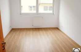 INCHIRIAT! Spatiu pentru birouri in imobil nou cu 80 mp utili