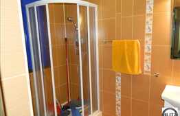 Spatiu de birouri 130 mp, curte interioara amenajata, 4 incaperi