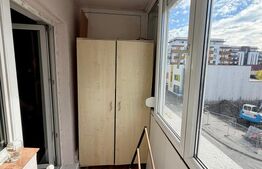 Apartament 3 camere, 65 mp, 2 bai, zona Intre Lacuri
