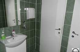 Spatiu de birouri, cu locuri de parcare in curte interioara, 135 mp