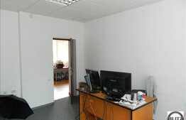 Spatiu de birouri, cu locuri de parcare in curte interioara, 135 mp