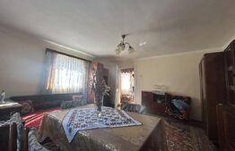 Casă de vânzare în Bunești, județul Cluj – liniște, natură și confort