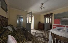 Casă de vânzare în Bunești, județul Cluj – liniște, natură și confort