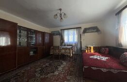 Casă de vânzare în Bunești, județul Cluj – liniște, natură și confort