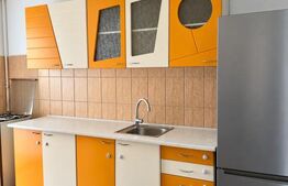 Apartament 3 camere, decomandat