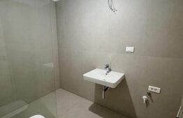 Apartament 3 camere, 69 mp, etaj intermediar, finisat, bloc nou, Semicentral