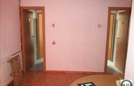 Spatiu birouri de inchiriat, 90 mp utili, cu 4 locuri parcare, zona Farmec