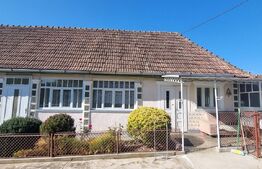 Casa cu 2camere,curte si gradina