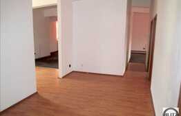 De inchiriat spatiu birouri, 150 mp utili, cu 4 locuri parcare, zona Farmec