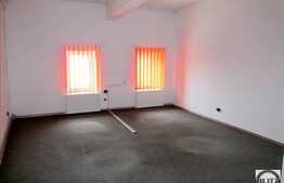 De inchiriat spatiu birouri, 150 mp utili, cu 4 locuri parcare, zona Farmec